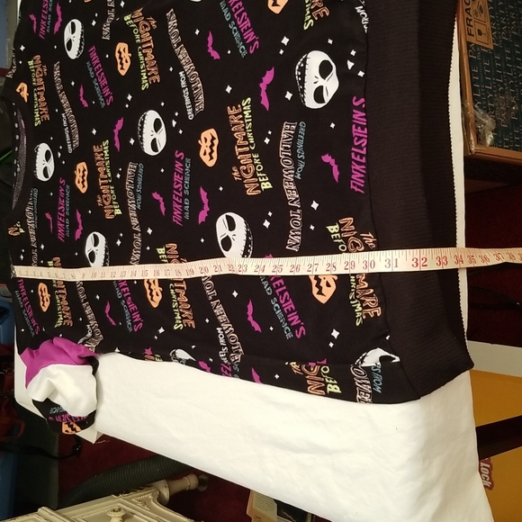 Disney tunic the nightmare before Christmas. Tim Burton's - Picture 3 of 6